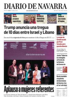 APLAUSO A MUJERES REFERENTES